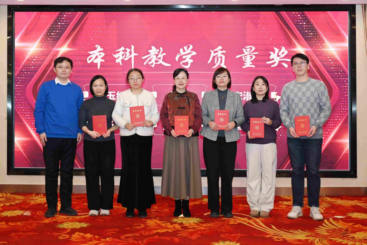 1767172670352864.png 1767172670352864.png